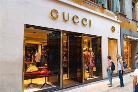 ingegnere gestionale gucci tirocinio|kering gucci italia.